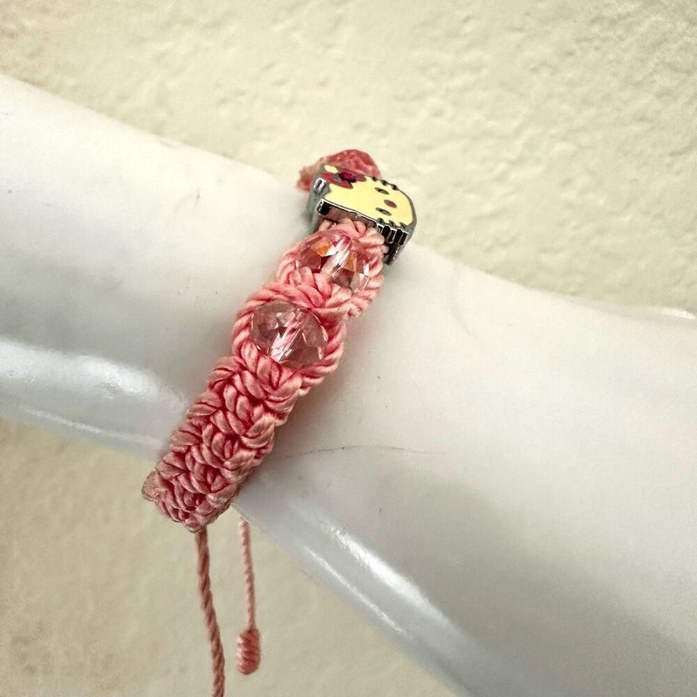 Hello Kitty macrame adjustable bracelet - Picture 6 of 8